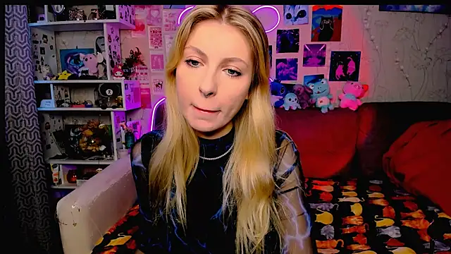 Snapshot of Maria_Hunt chatting on 01.16.25 Maria Hunt online show from 01.16.25