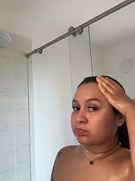 Pretty Isadora online show from 02.26.26