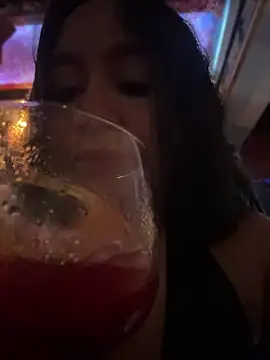 Pretty Isadora online show from 03.20.26