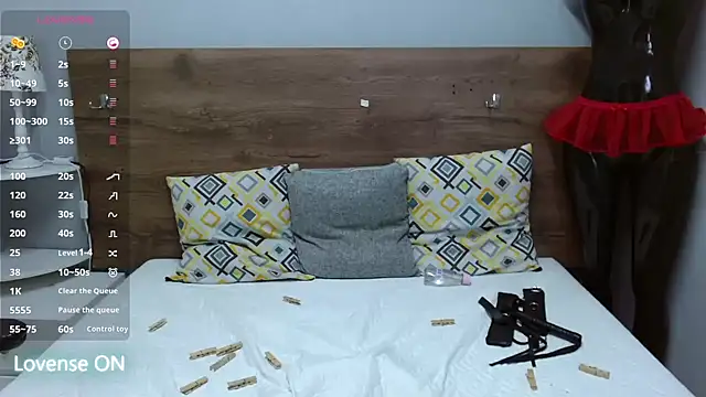 Hunter Ignis online show from 01.24.25