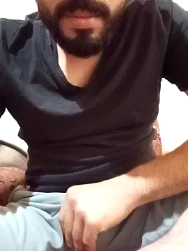 Snapshot of Kaan1607 chatting on 11.02.25 Kaan1607 online show from 11.02.25