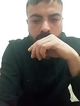 Snapshot of Kaan1607 chatting on 11.18.25 Kaan1607 online show from 11.18.25