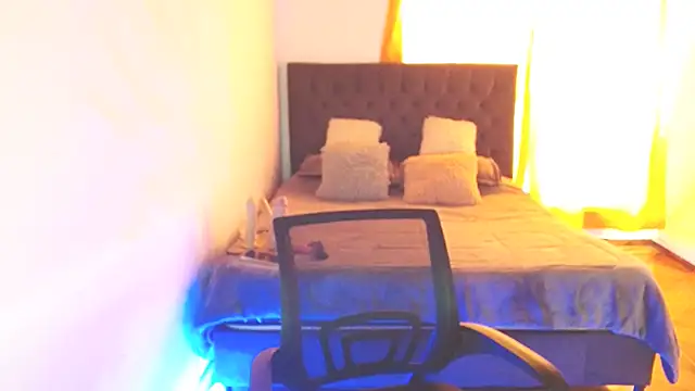 Kerly Lopez online show from 04.28.26