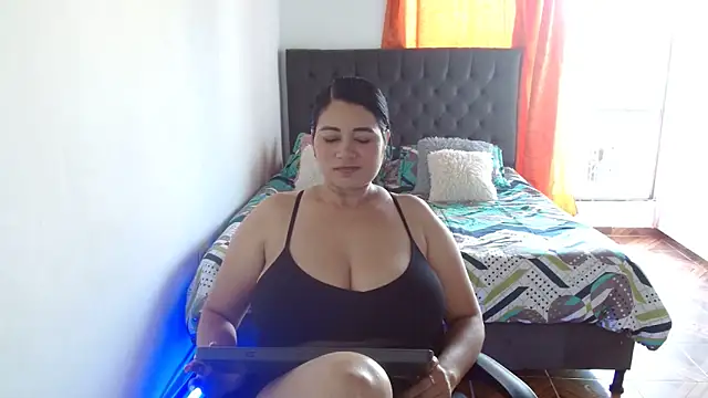 Kerly Lopez online show from 05.28.26