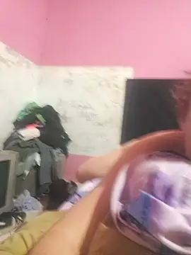 Samantabrown  online show from 02.15.25