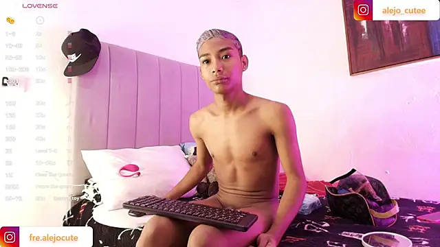 alejo cute online show from 12.29.24