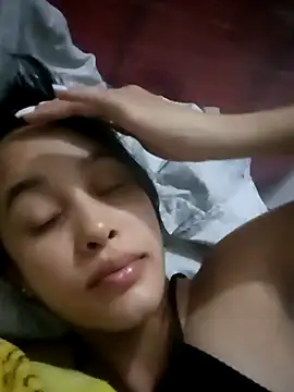 The-quee22 online show from 12.19.24