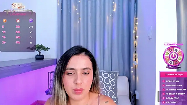 Lucyortiz  online show from 01.04.25