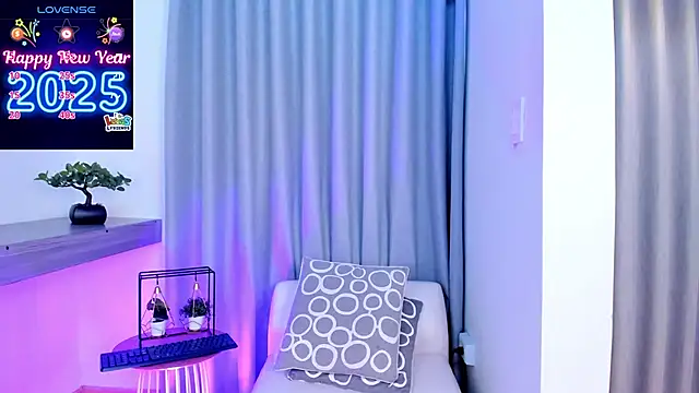 Lucyortiz  online show from 01.12.25