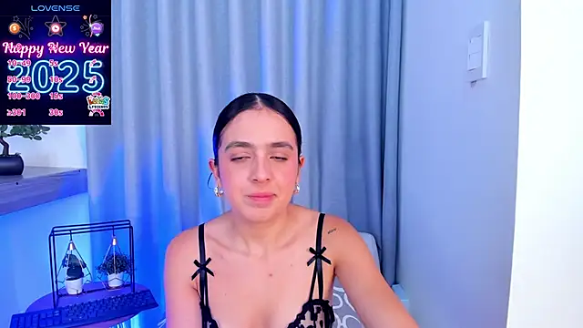 Lucyortiz  online show from 01.13.25