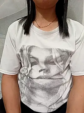 Snapshot of Asian_girl13 chatting on 03.04.26 Asian girl13 online show from 03.04.26