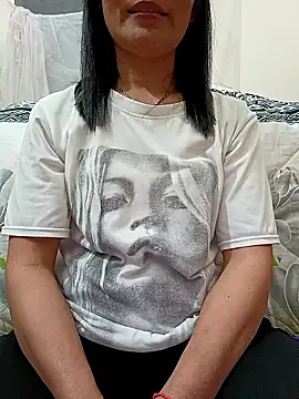 Snapshot of Asian_girl13 chatting on 03.07.26 Asian girl13 online show from 03.07.26