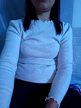 Snapshot of Asian_girl13 chatting on 03.10.26 Asian girl13 online show from 03.10.26