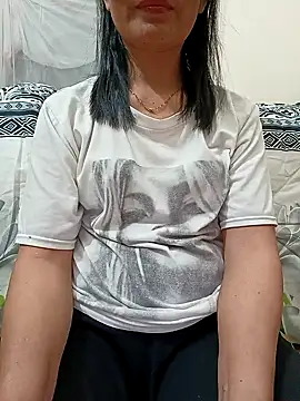 Snapshot of Asian_girl13 chatting on 03.17.26 Asian girl13 online show from 03.17.26