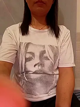 Snapshot of Asian_girl13 chatting on 03.25.26 Asian girl13 online show from 03.25.26