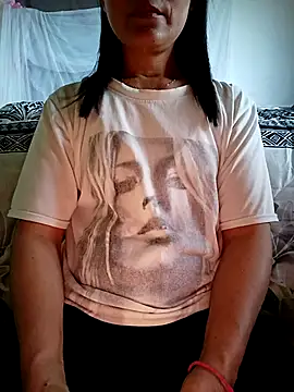 Snapshot of Asian_girl13 chatting on 04.09.26 Asian girl13 online show from 04.09.26