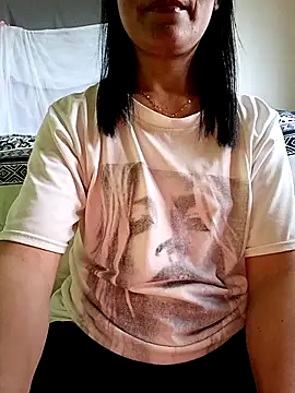 Snapshot of Asian_girl13 chatting on 04.11.26 Asian girl13 online show from 04.11.26