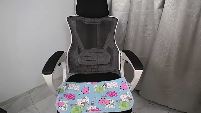 Lunobaby 204 online show from 12.14.25