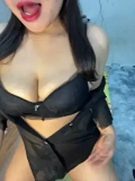 --Lyly-- online show from 12.20.25