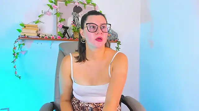 Chanelll Taylorr  online show from 03.07.26