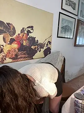 OniricFemme online show from 12.20.25