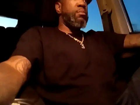 3prettyboy3 online show from 10.24.25