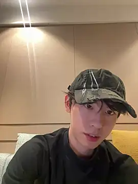 Snapshot of 1a1a1alll chatting on 02.05.25 1a1a1alll online show from 02.05.25