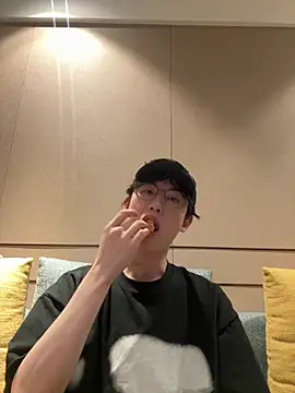 Snapshot of 1a1a1alll chatting on 03.05.25 1a1a1alll online show from 03.05.25