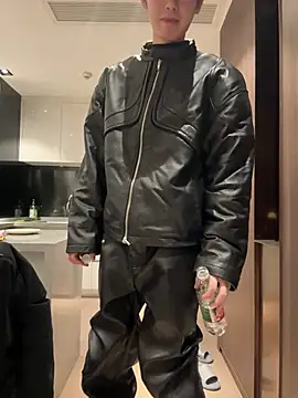 Snapshot of 1a1a1alll chatting on 03.06.25 1a1a1alll online show from 03.06.25