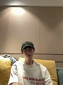 Snapshot of 1a1a1alll chatting on 03.12.25 1a1a1alll online show from 03.12.25