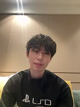 Snapshot of 1a1a1alll chatting on 03.17.25 1a1a1alll online show from 03.17.25