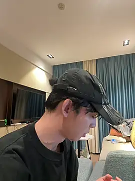 Snapshot of 1a1a1alll chatting on 03.18.25 1a1a1alll online show from 03.18.25