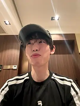 Snapshot of 1a1a1alll chatting on 09.12.25 1a1a1alll online show from 09.12.25