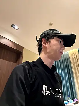 Snapshot of 1a1a1alll chatting on 11.17.25 1a1a1alll online show from 11.17.25