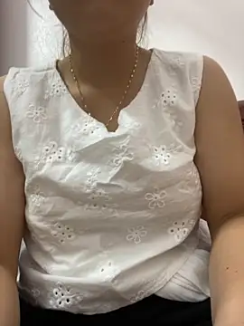 Milk Mom99 online show from 10.30.25