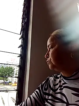 natally ross21 online show from 01.04.25