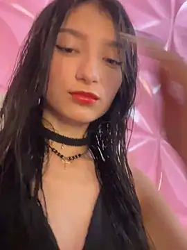 Snapshot of loly-yandere chatting on 01.25.25 loly-yandere online show from 01.25.25