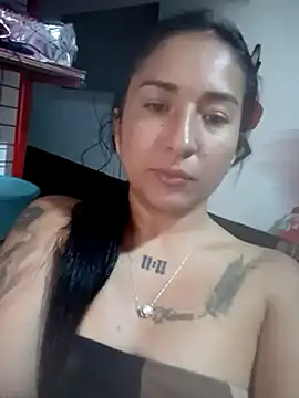 Snapshot of luna_asss chatting on 01.28.25 luna asss online show from 01.28.25