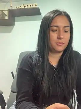 Snapshot of luna_asss chatting on 02.08.25 luna asss online show from 02.08.25