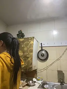 Snapshot of luna_asss chatting on 02.15.25 luna asss online show from 02.15.25