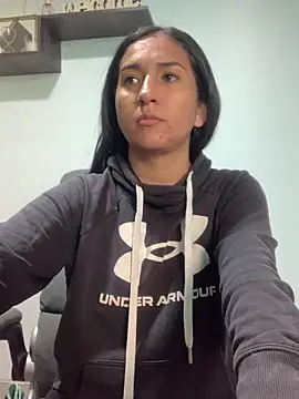 Snapshot of luna_asss chatting on 02.17.25 luna asss online show from 02.17.25