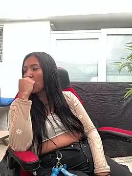 Snapshot of luna_asss chatting on 03.10.25 luna asss online show from 03.10.25