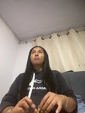 Snapshot of luna_asss chatting on 09.20.25 luna asss online show from 09.20.25