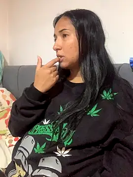 Snapshot of luna_asss chatting on 10.14.25 luna asss online show from 10.14.25