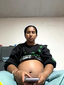 Snapshot of luna_asss chatting on 11.12.25 luna asss online show from 11.12.25