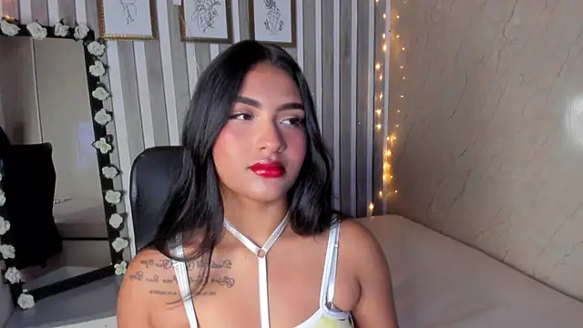 Snapshot of sabrinahimss chatting on 02.24.25 sabrinahimss online show from 02.24.25