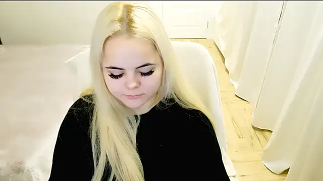 lovely-eyes online show from 01.23.25