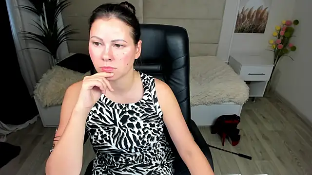 Dana  dom online show from 01.21.25