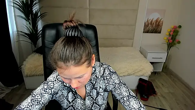 Dana  dom online show from 01.27.25