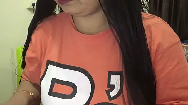 Snapshot of Gulaboo_bhabi chatting on 02.28.25 Gulaboo bhabi online show from 02.28.25